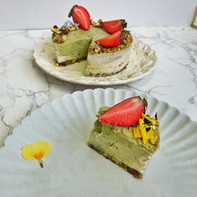 將圖片載入圖庫檢視器 Raw Matcha Cake 生機抹茶蛋糕