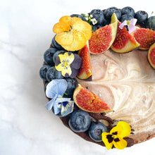 Load image into Gallery viewer, Raw Chocolate Avocado Cake 可可牛油果蛋糕